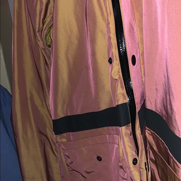 Nike 1972 F.C Reflective Rain Coat - Picture 2 of 2